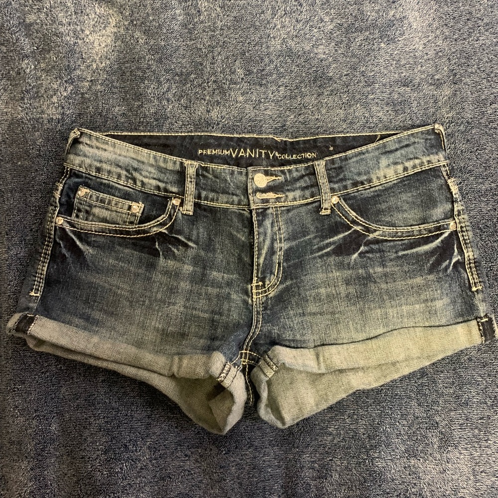 low rise y2k shorts